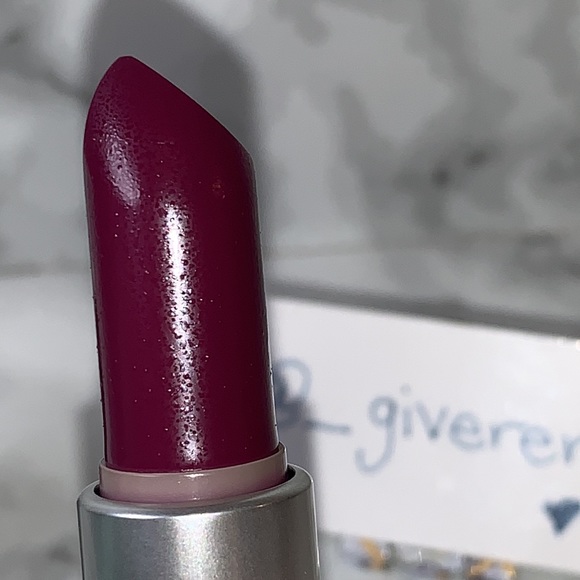 NWOB REBEL SATIN Lipstick MAC - Picture 6 of 17